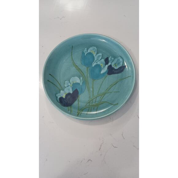 2/$55 Metlox Vernonware blue tulip plate Poppy Trail Pattern - Picture 1 of 3